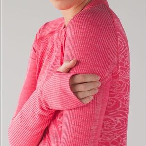 Lululemon Rest Less Pullover Long Sleeve in Heathered Boom Juice 💗